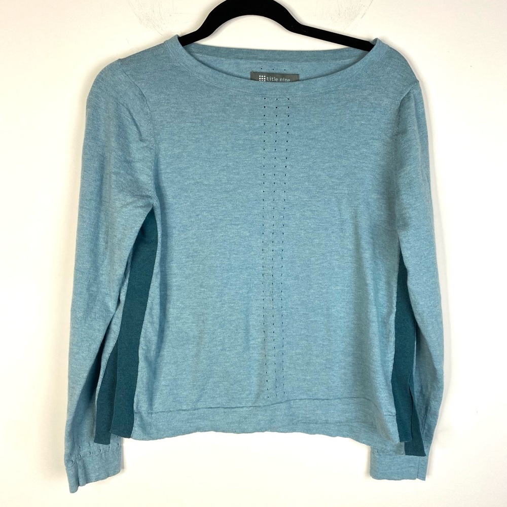 Title nine sweater blue two tone merino wool perforated M